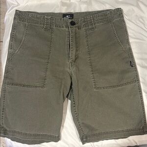 O'Neill men's standard fit shorts size 31 army green 97% cotton